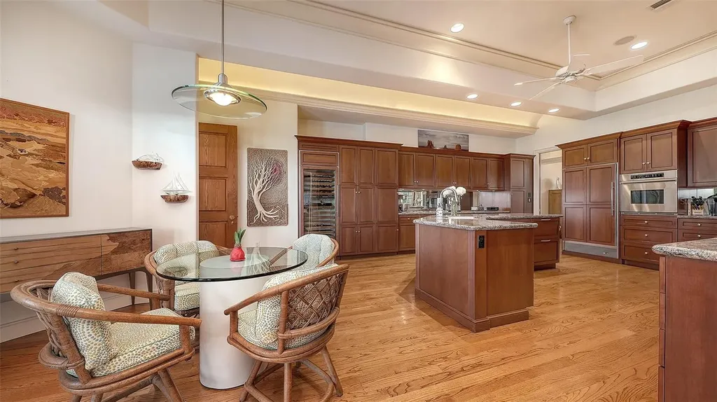 316 W Royal Flamingo Drive Sarasota FL 34236