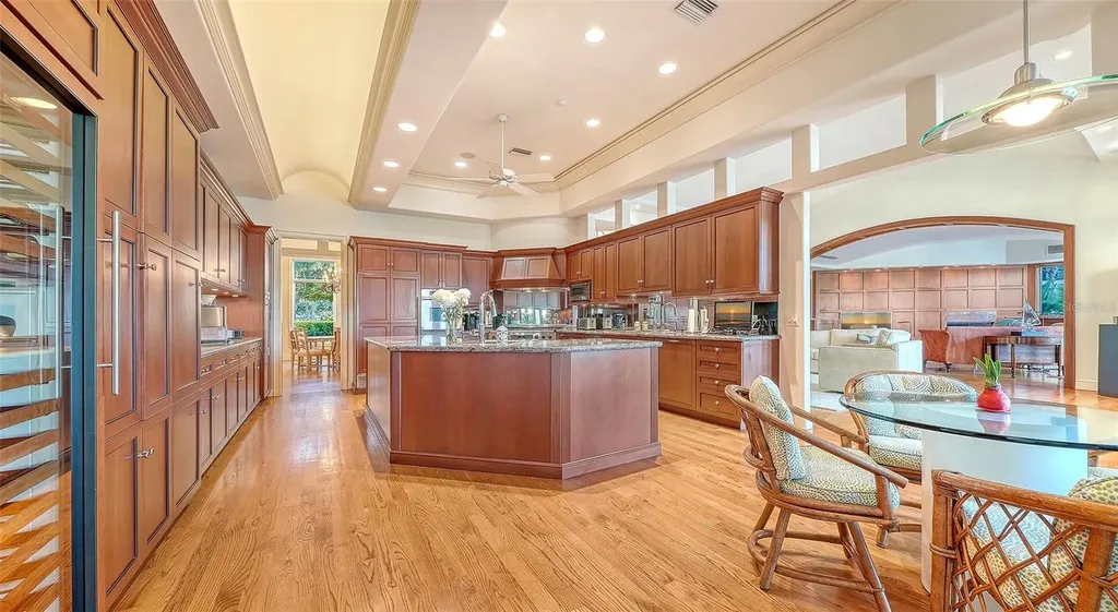 316 W Royal Flamingo Drive Sarasota FL 34236