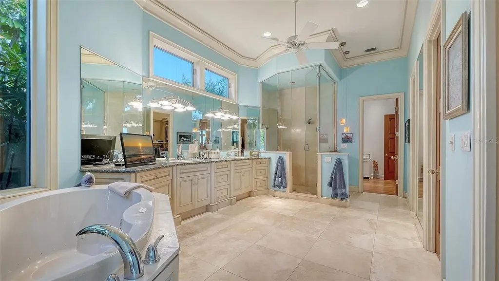 316 W Royal Flamingo Drive Sarasota FL 34236