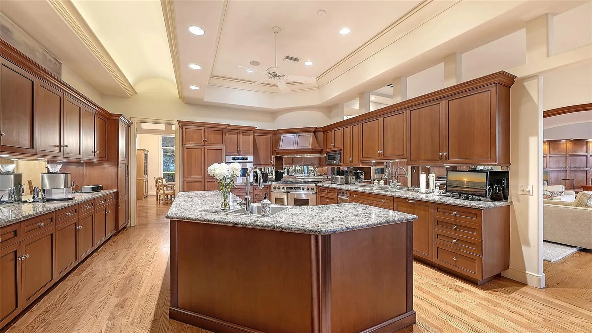 316 W Royal Flamingo Drive Sarasota FL 34236