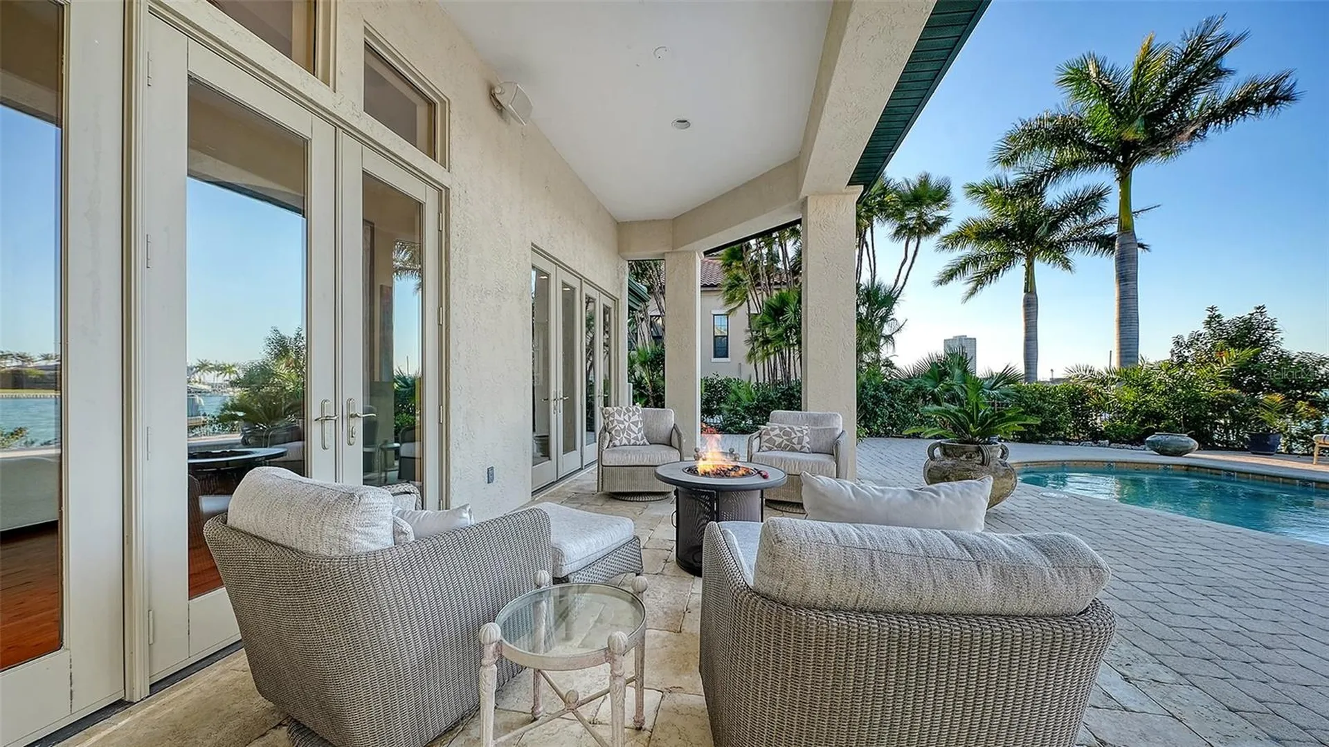 316 W Royal Flamingo Drive Sarasota FL 34236