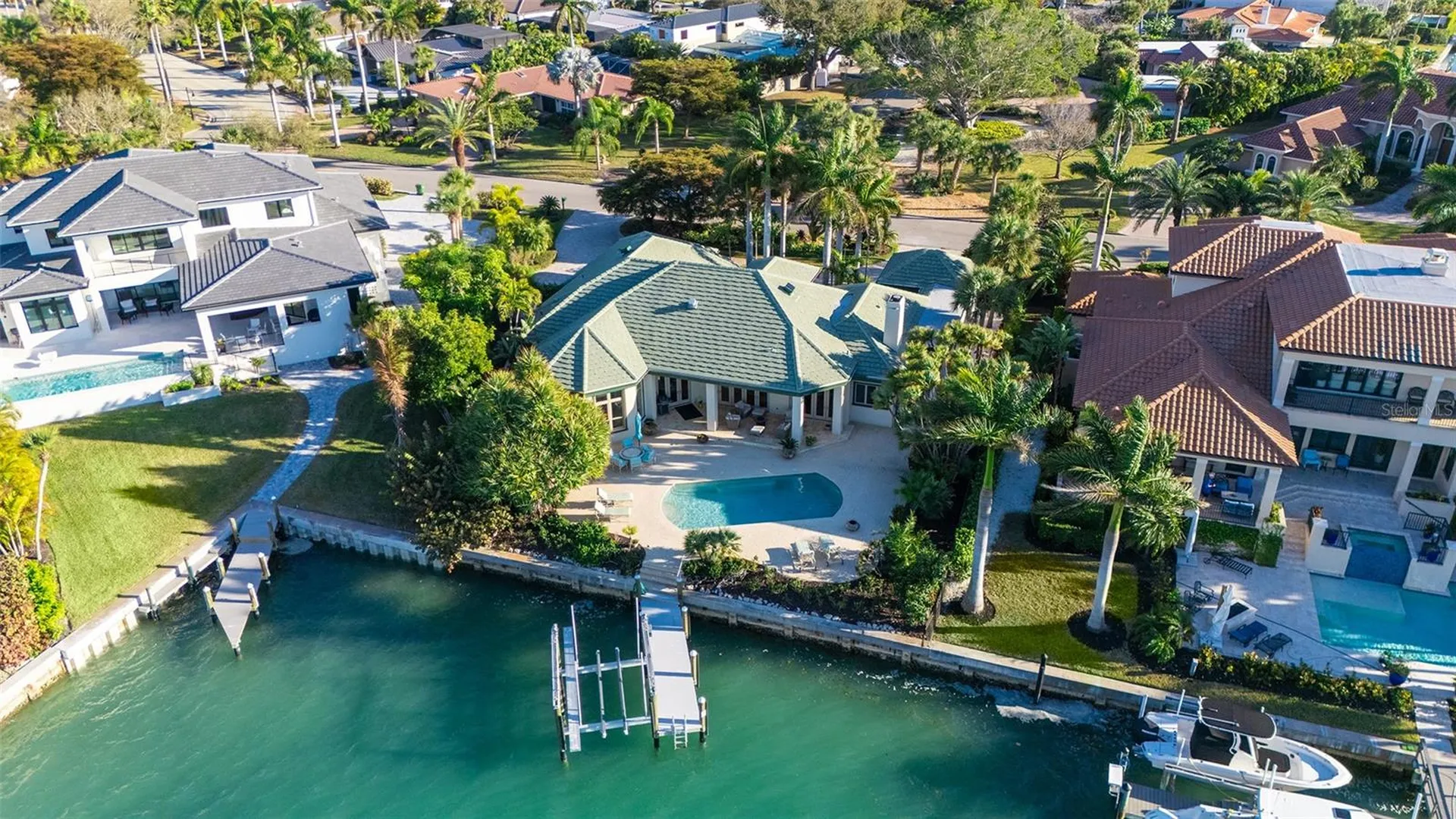 316 W Royal Flamingo Drive Sarasota FL 34236