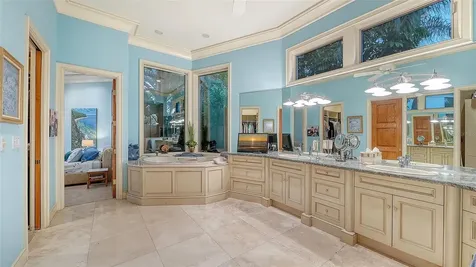 316 W Royal Flamingo Drive Sarasota FL 34236