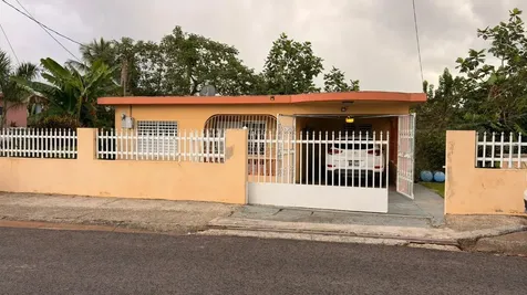 108 Calle Porvenir Comunidad Reparto Macías Bo Limón Mayaguez PR 00680