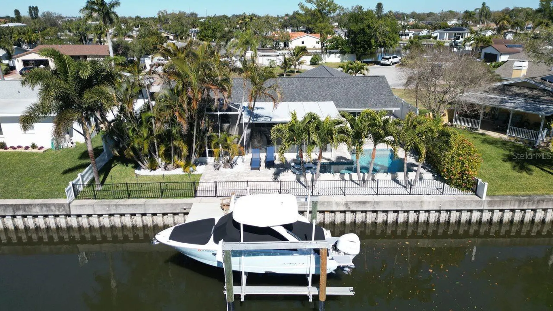 1472 47th Avenue NE St Petersburg FL 33703