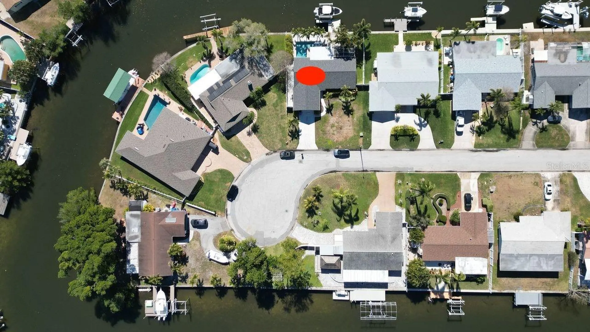 1472 47th Avenue NE St Petersburg FL 33703