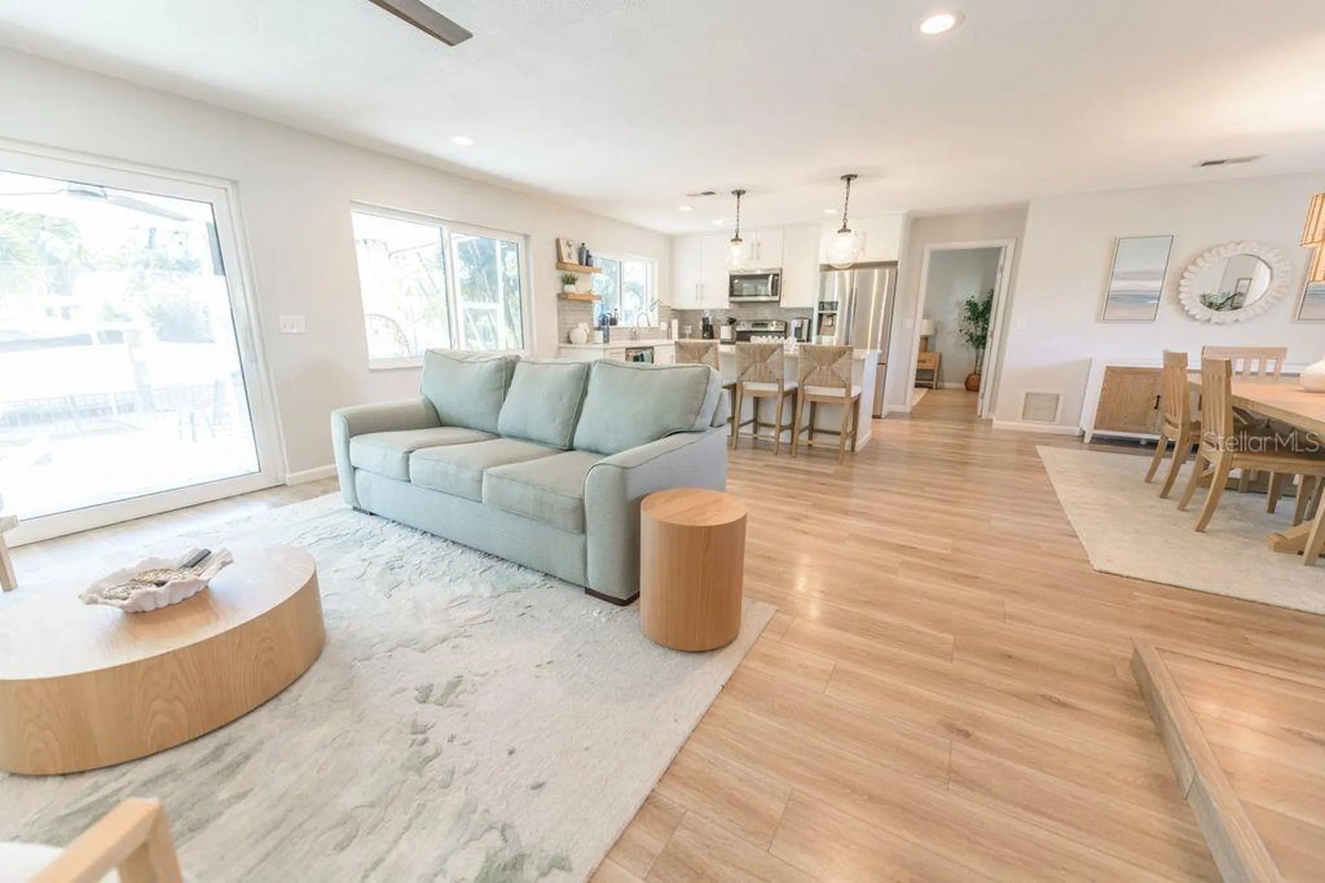 1472 47th Avenue NE St Petersburg FL 33703