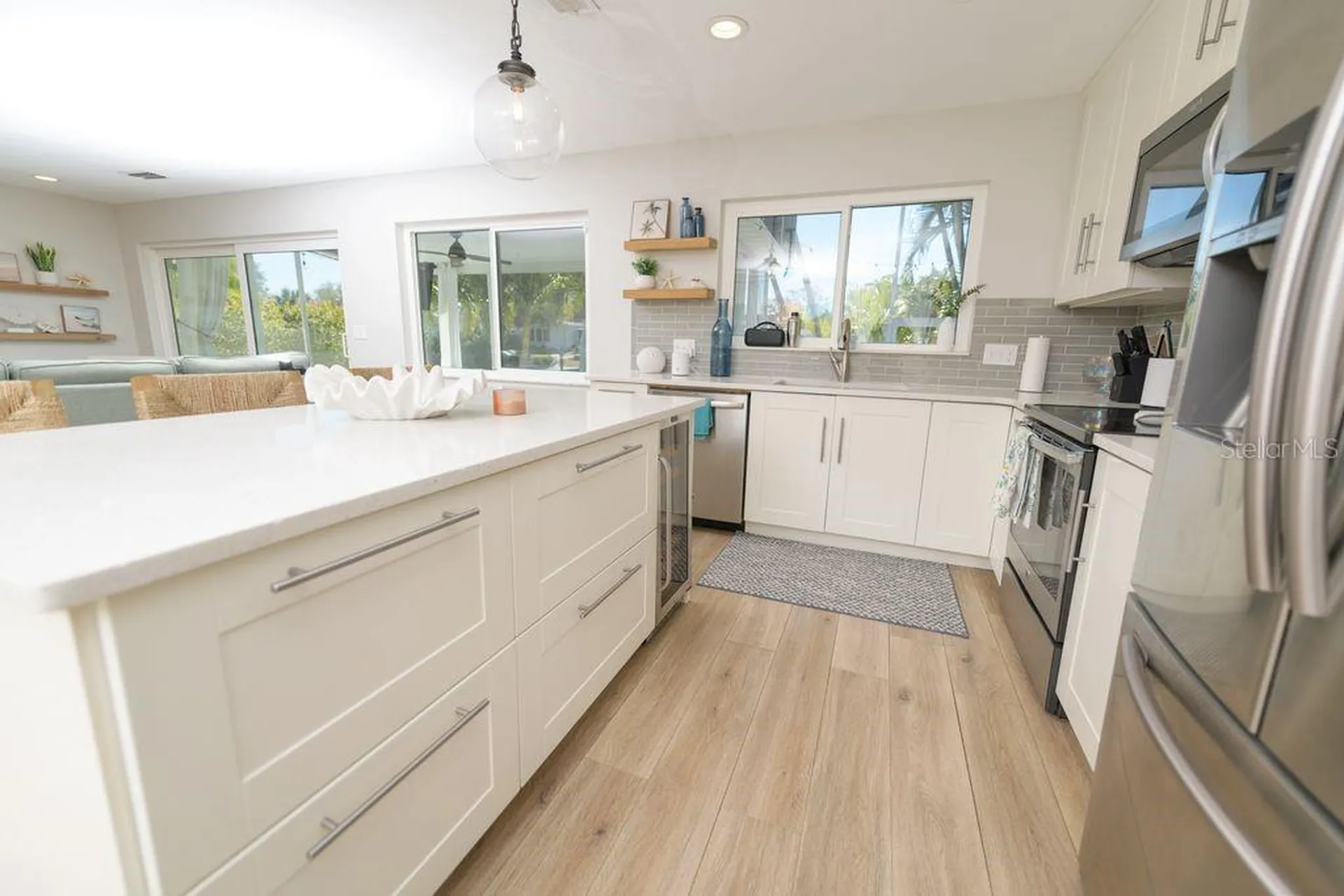 1472 47th Avenue NE St Petersburg FL 33703