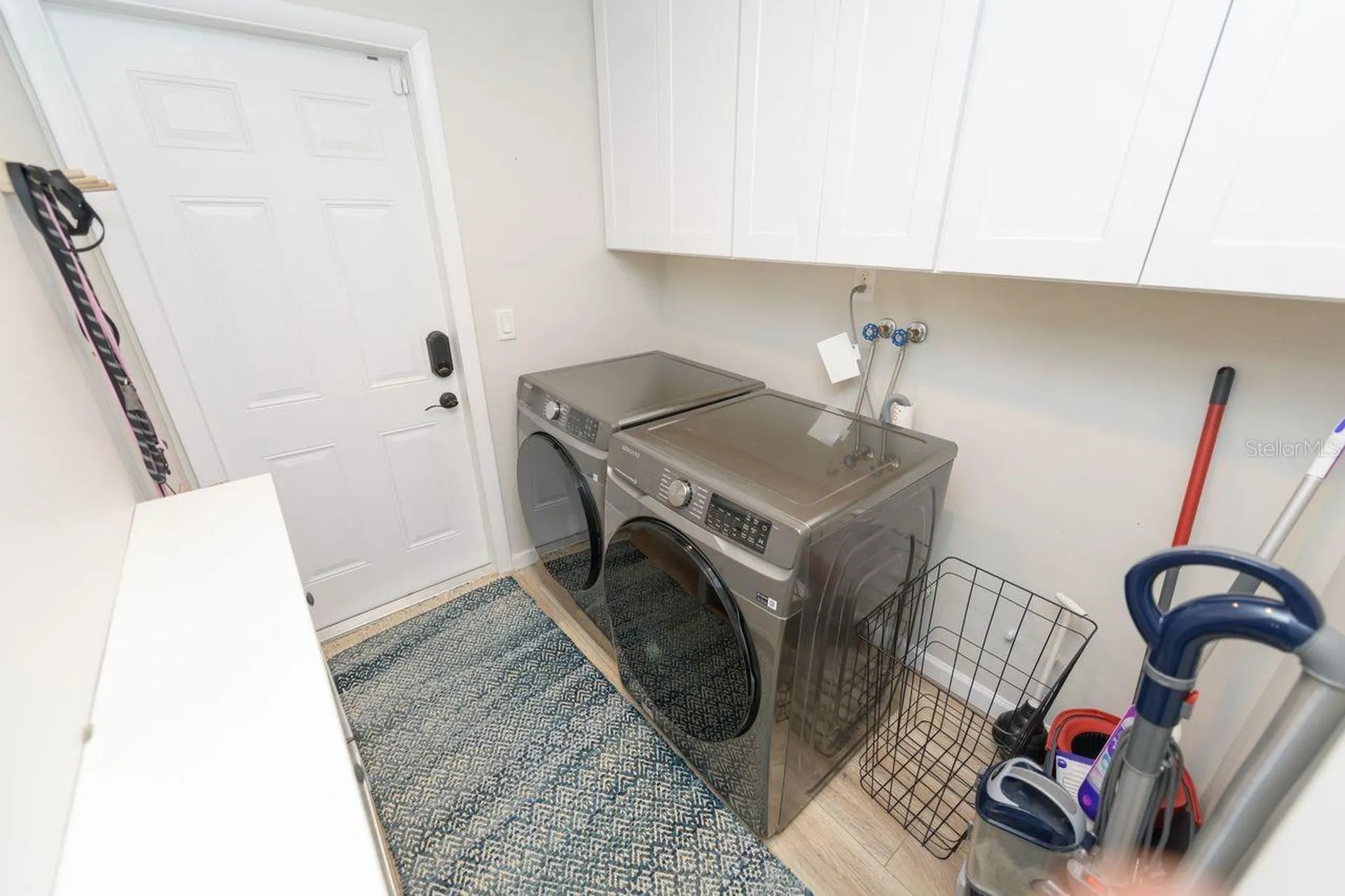 1472 47th Avenue NE St Petersburg FL 33703