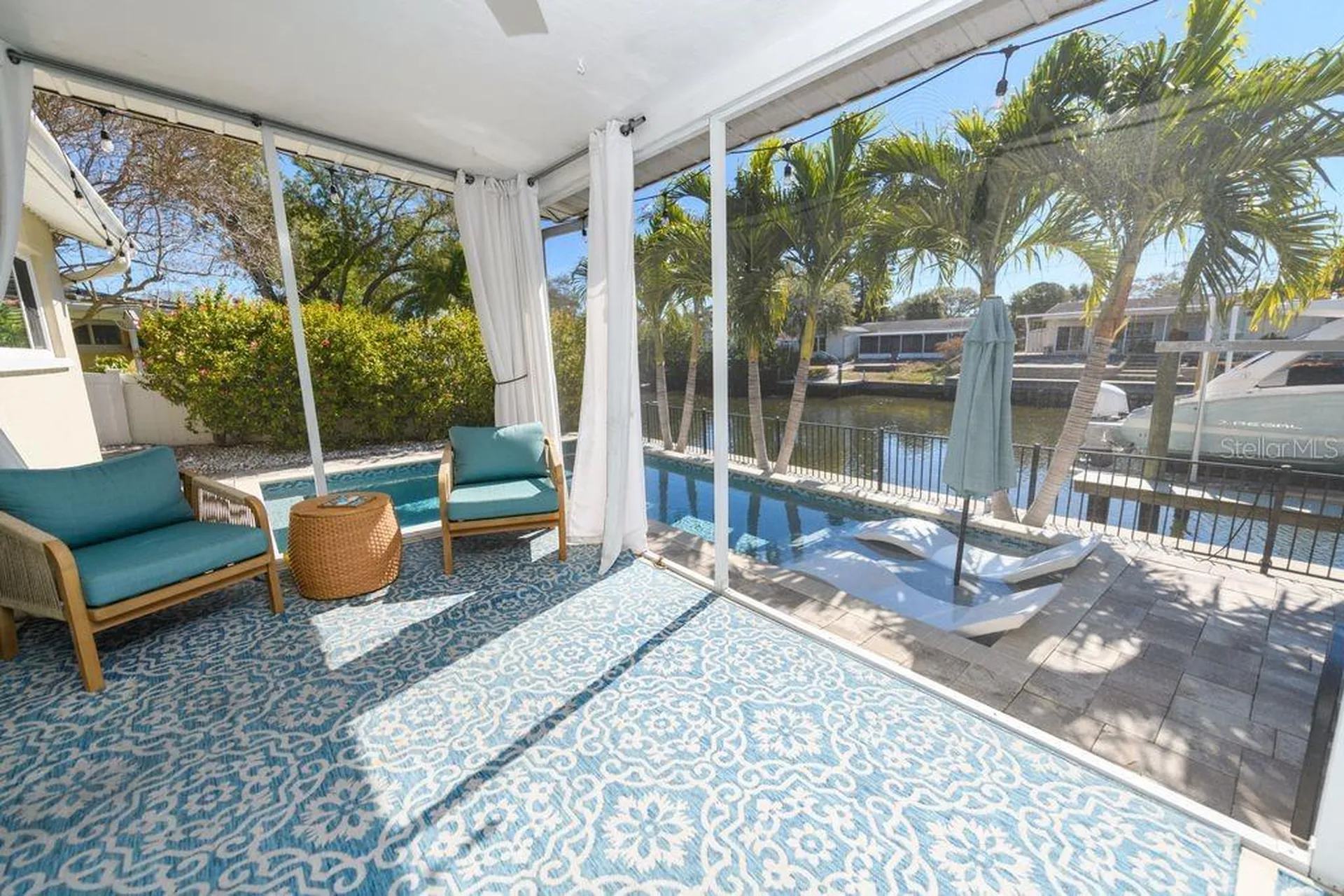 1472 47th Avenue NE St Petersburg FL 33703