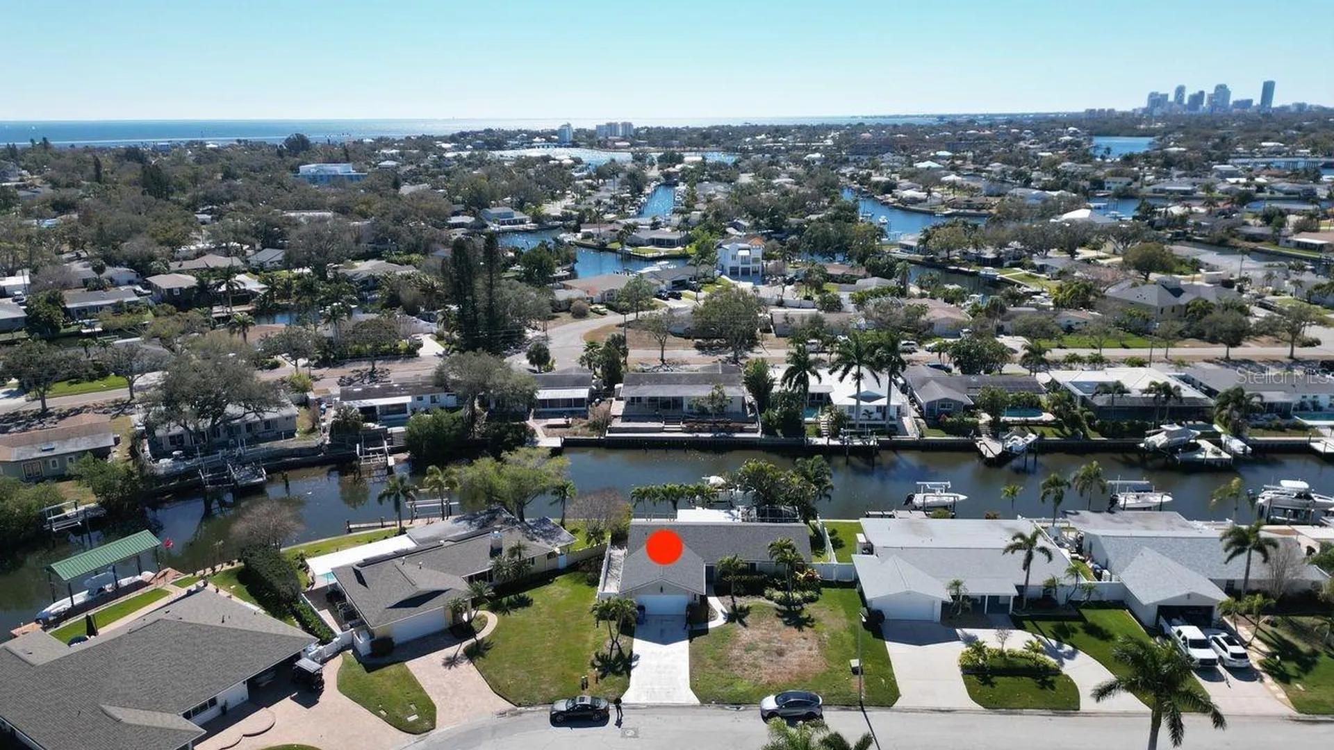 1472 47th Avenue NE St Petersburg FL 33703