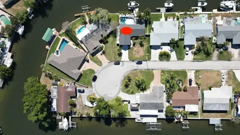 1472 47th Avenue NE St Petersburg FL 33703