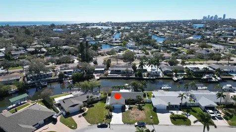 1472 47th Avenue NE St Petersburg FL 33703