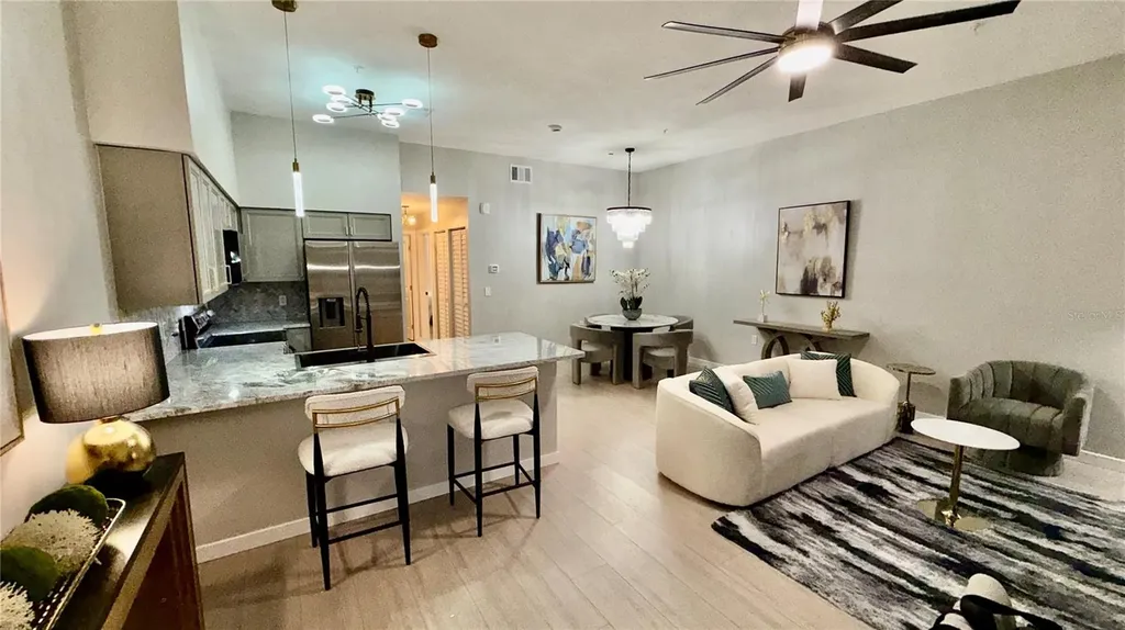 701 Mirror Lake Drive N St Petersburg FL 33701
