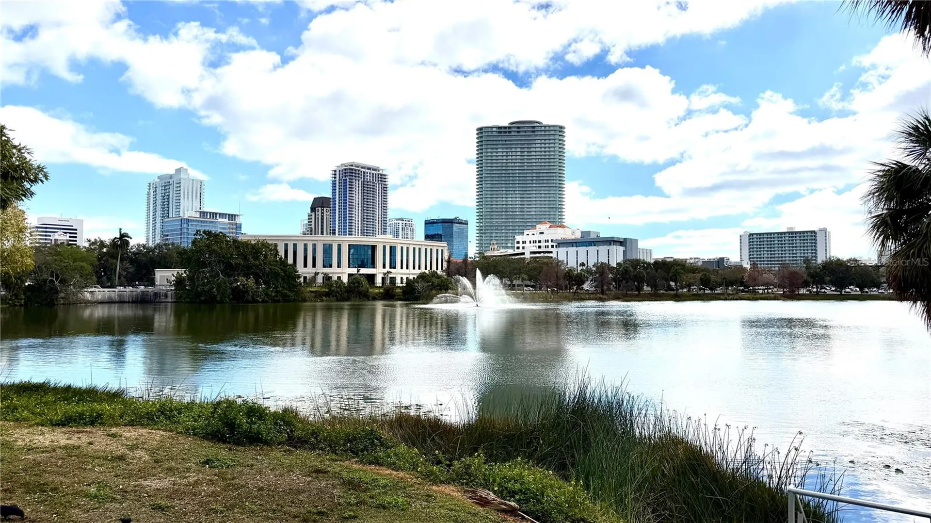 701 Mirror Lake Drive N St Petersburg FL 33701