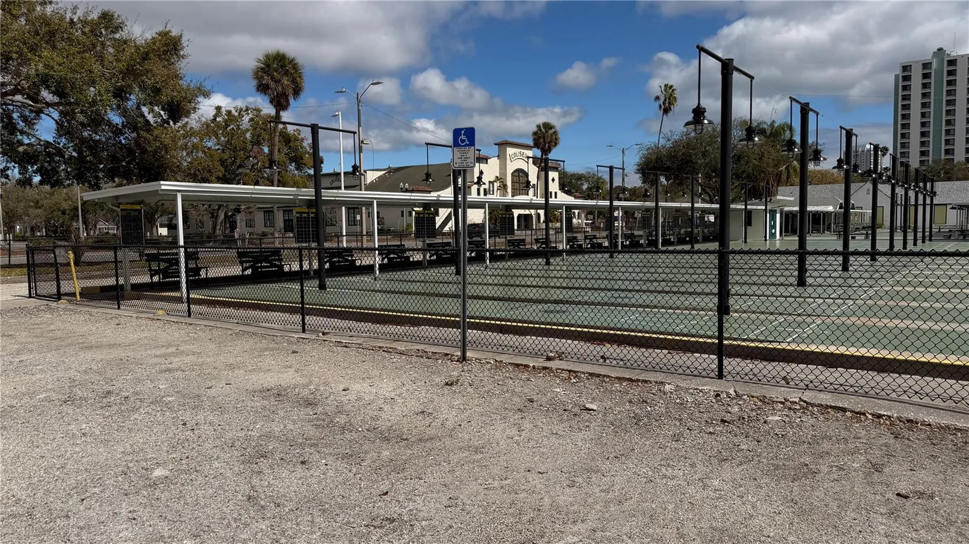 701 Mirror Lake Drive N St Petersburg FL 33701