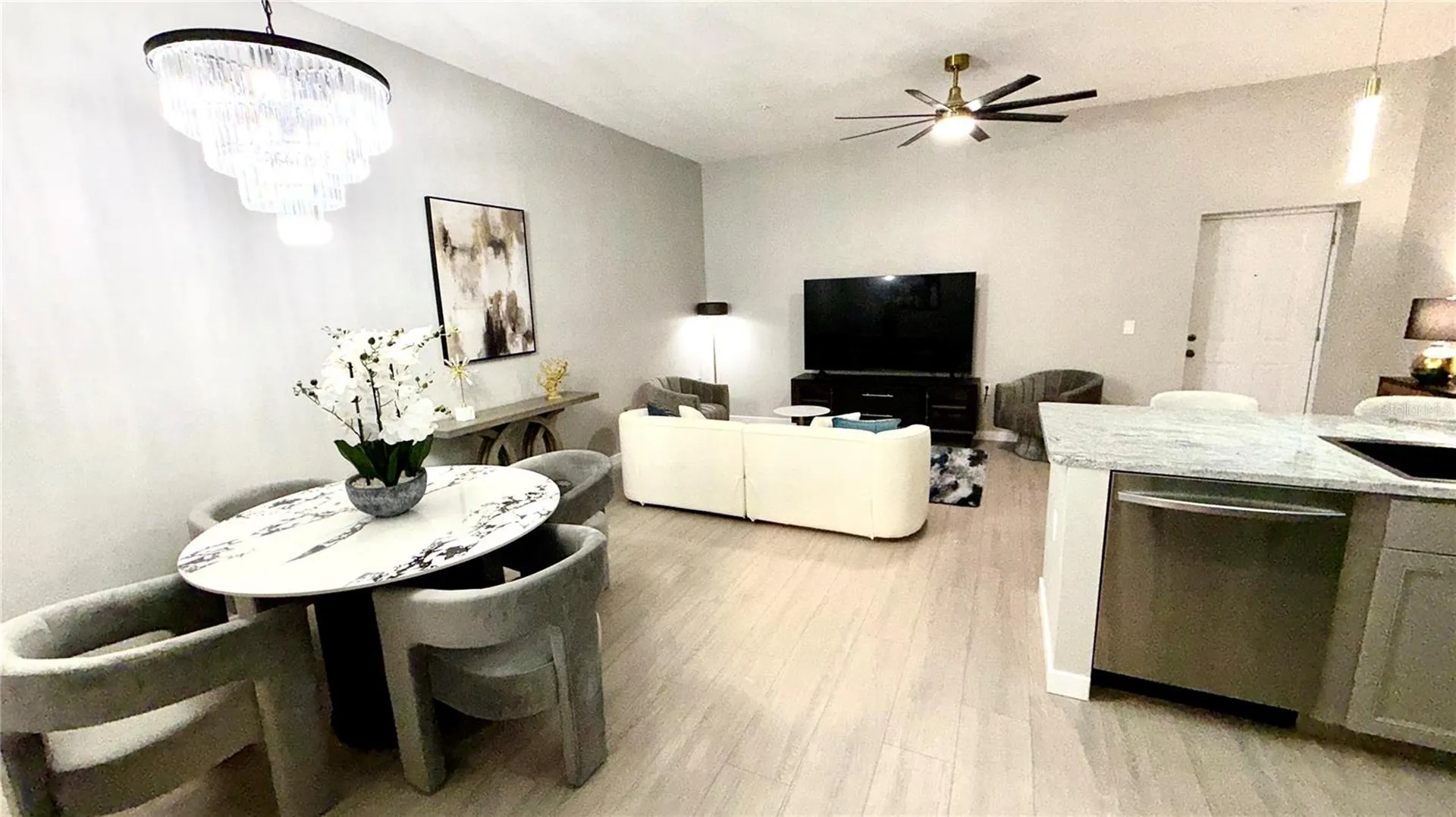 701 Mirror Lake Drive N St Petersburg FL 33701