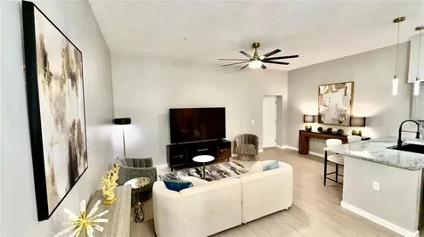 701 Mirror Lake Drive N St Petersburg FL 33701