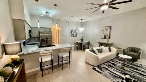 701 Mirror Lake Drive N St Petersburg FL 33701