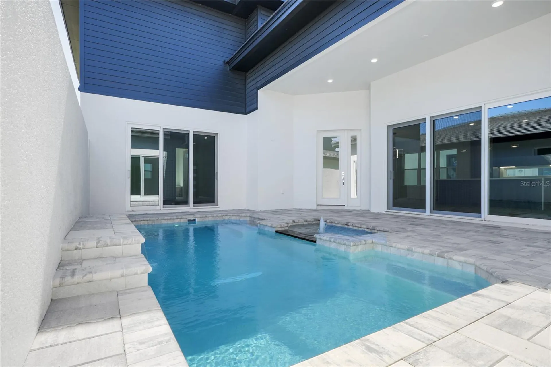 3056 Kensington Avenue Davenport FL 33837