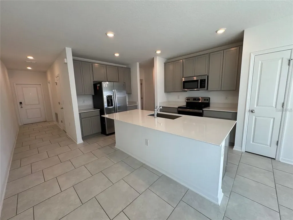 669 Bell Prairie Circle Lake Wales FL 33859
