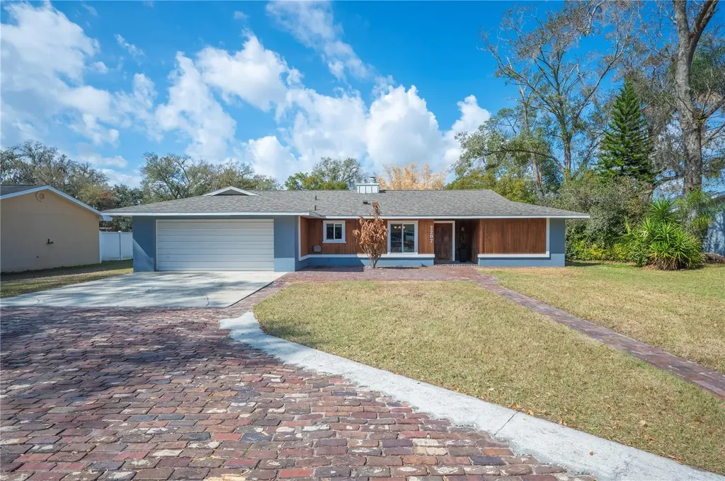 2207 New Jersey Road Lakeland FL 33803