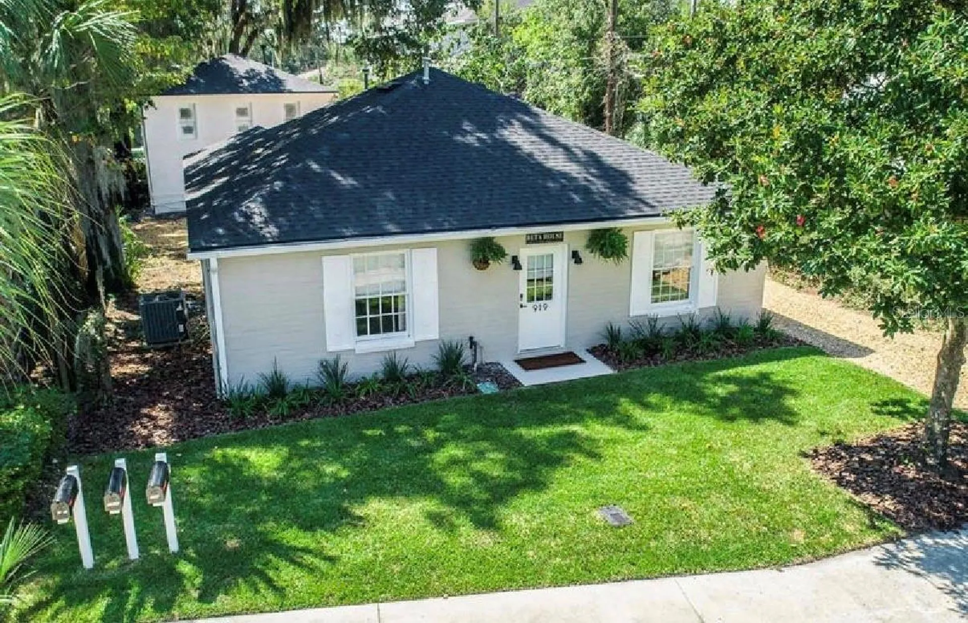 919 SW 6th Avenue Gainesville FL 32601