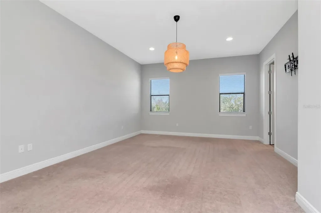 13022 Sanctuary Village Lane Tampa FL 33624