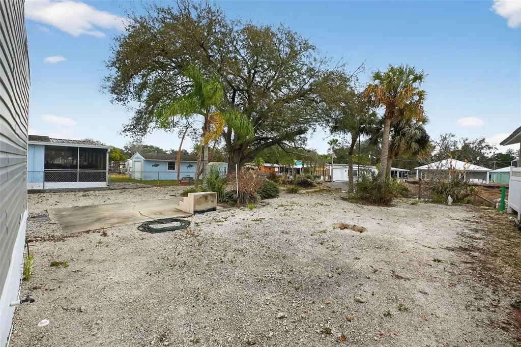 153 Gary Avenue Oak Hill FL 32759