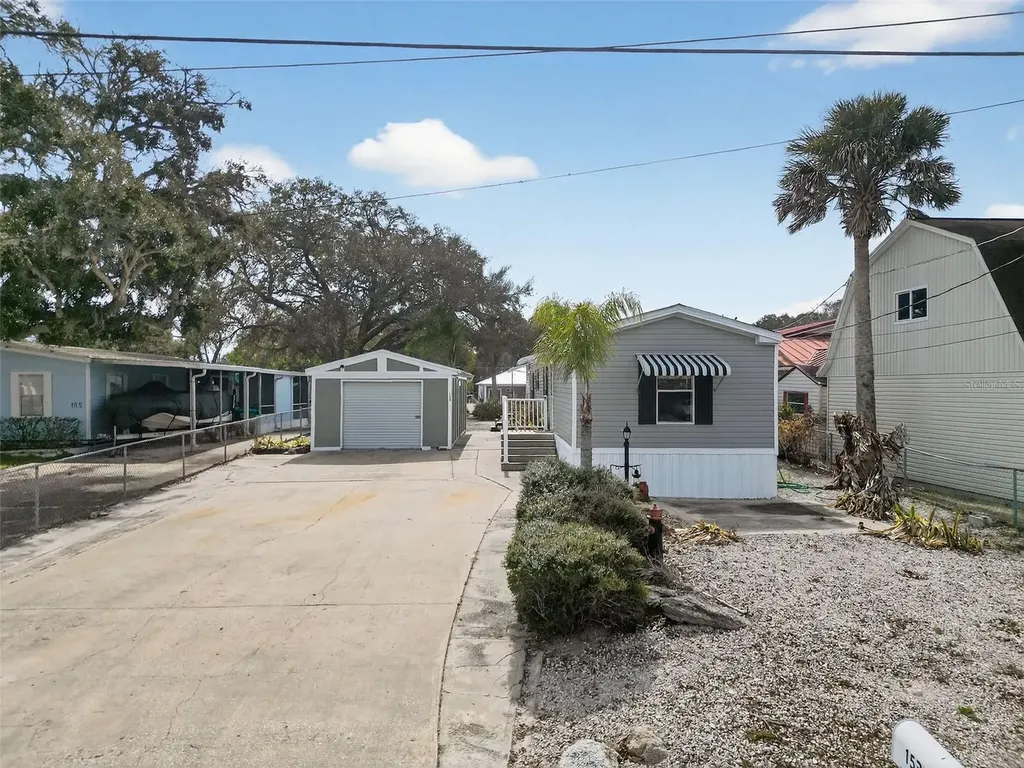 153 Gary Avenue Oak Hill FL 32759