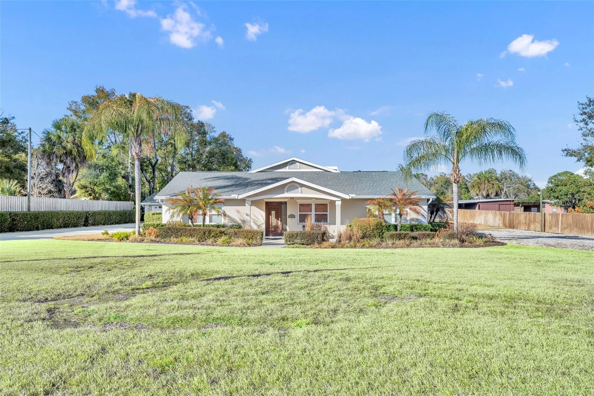 2433 Duquesne Avenue Apopka FL 32712