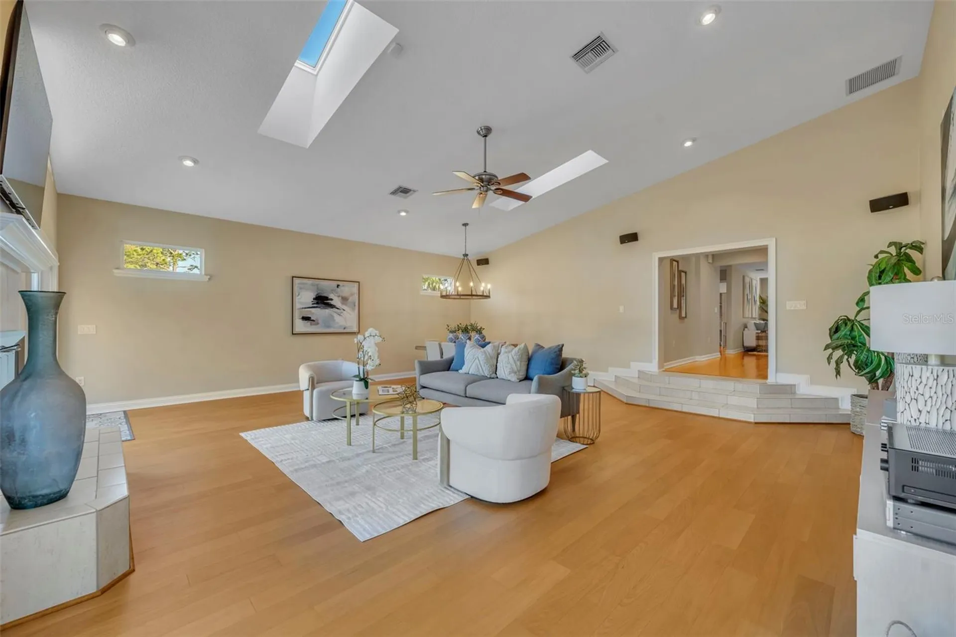 2433 Duquesne Avenue Apopka FL 32712
