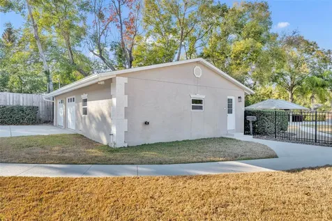 2433 Duquesne Avenue Apopka FL 32712