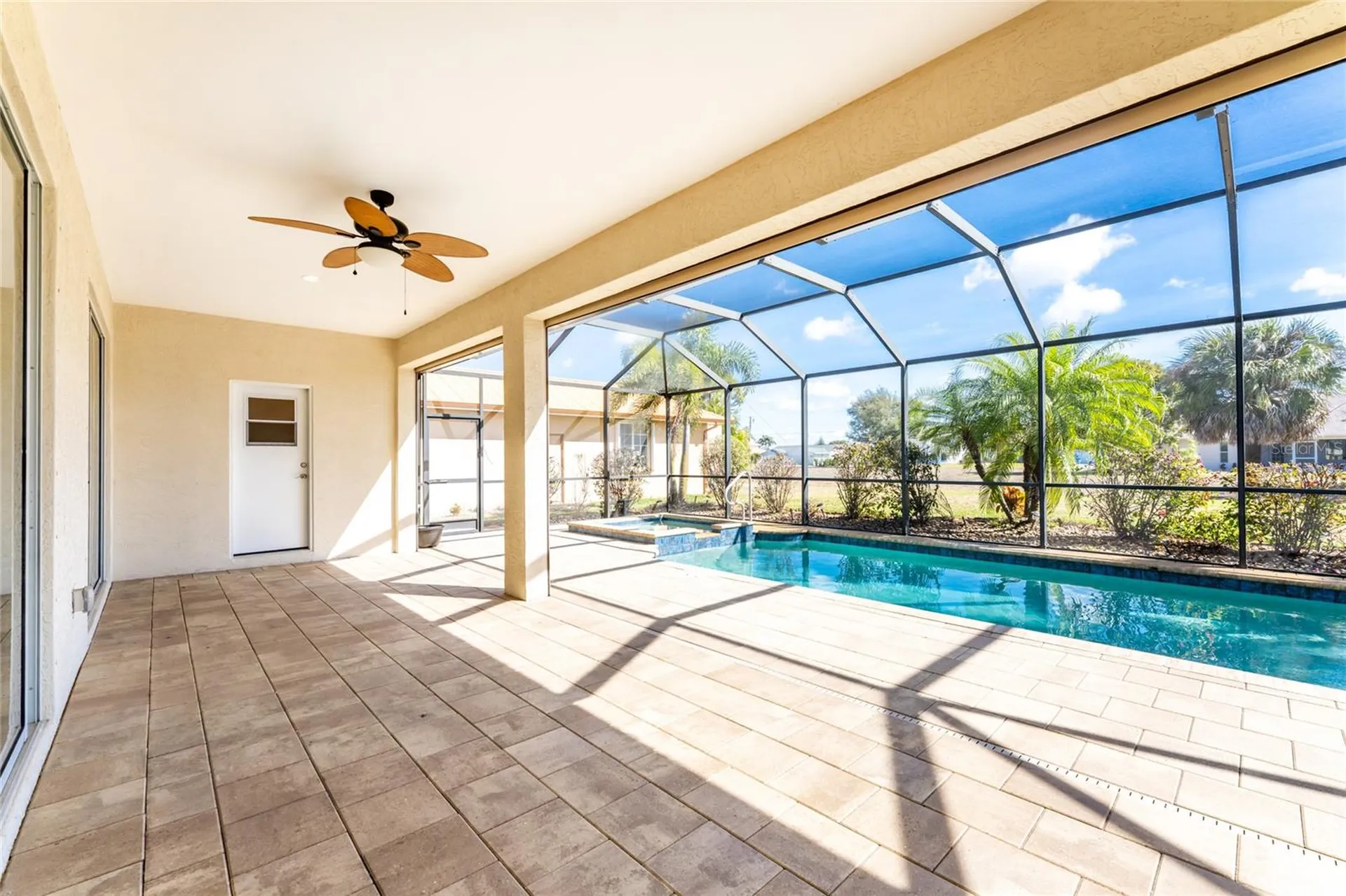 250 Rotonda Boulevard N Rotonda West FL 33947