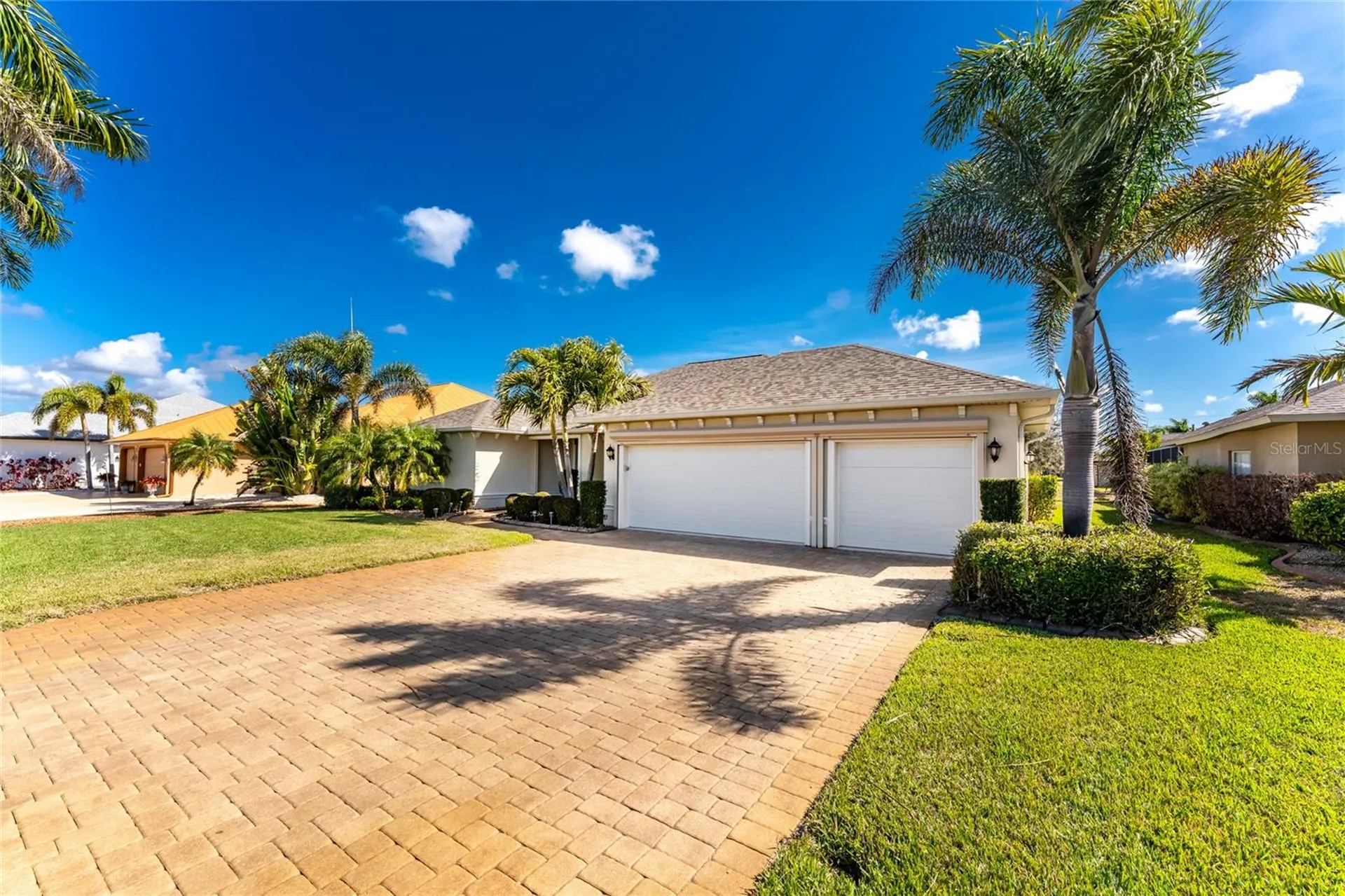 250 Rotonda Boulevard N Rotonda West FL 33947