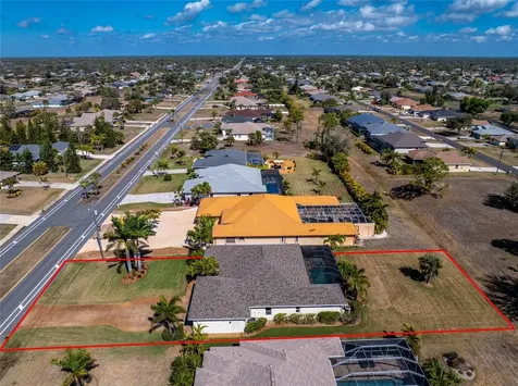250 Rotonda Boulevard N Rotonda West FL 33947