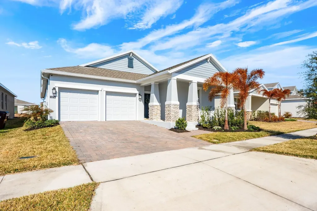 1874 Flourish Avenue Kissimmee FL 34744