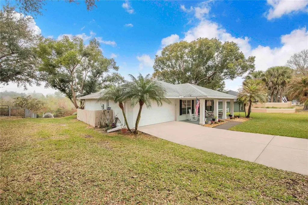 194 S Lake Mariam Drive Winter Haven FL 33884