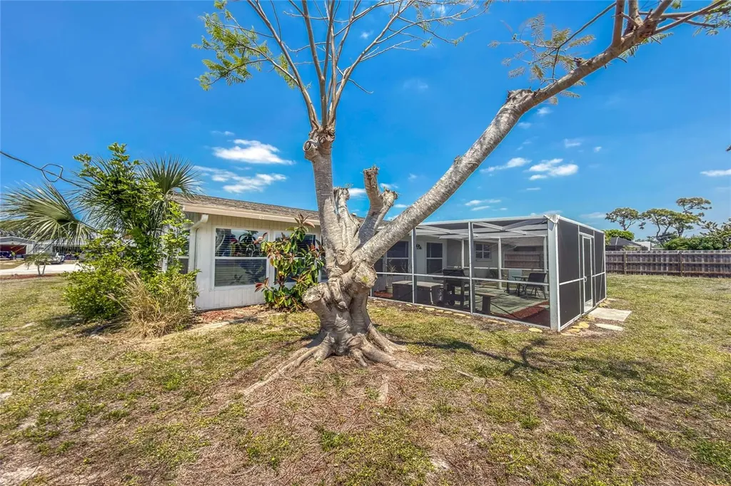 1365 De Prie Road Englewood FL 34223
