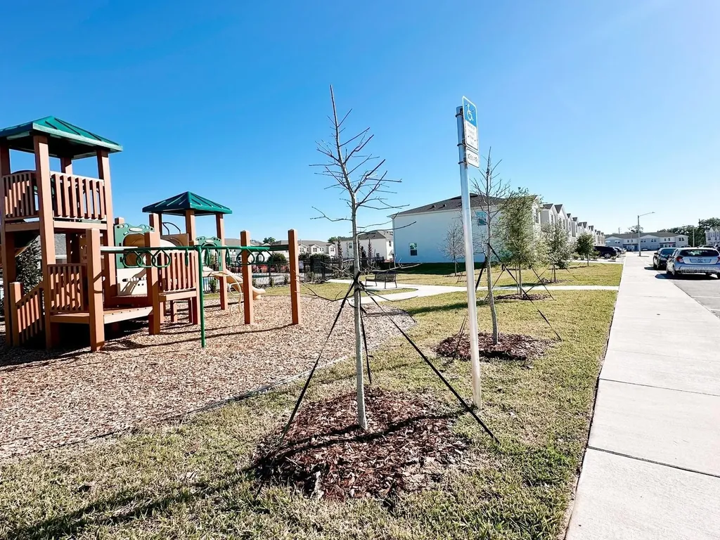 1335 Tallowwood Lane Davenport FL 33837