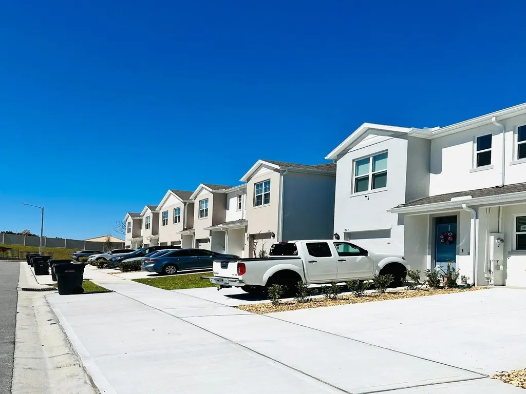 1335 Tallowwood Lane Davenport FL 33837