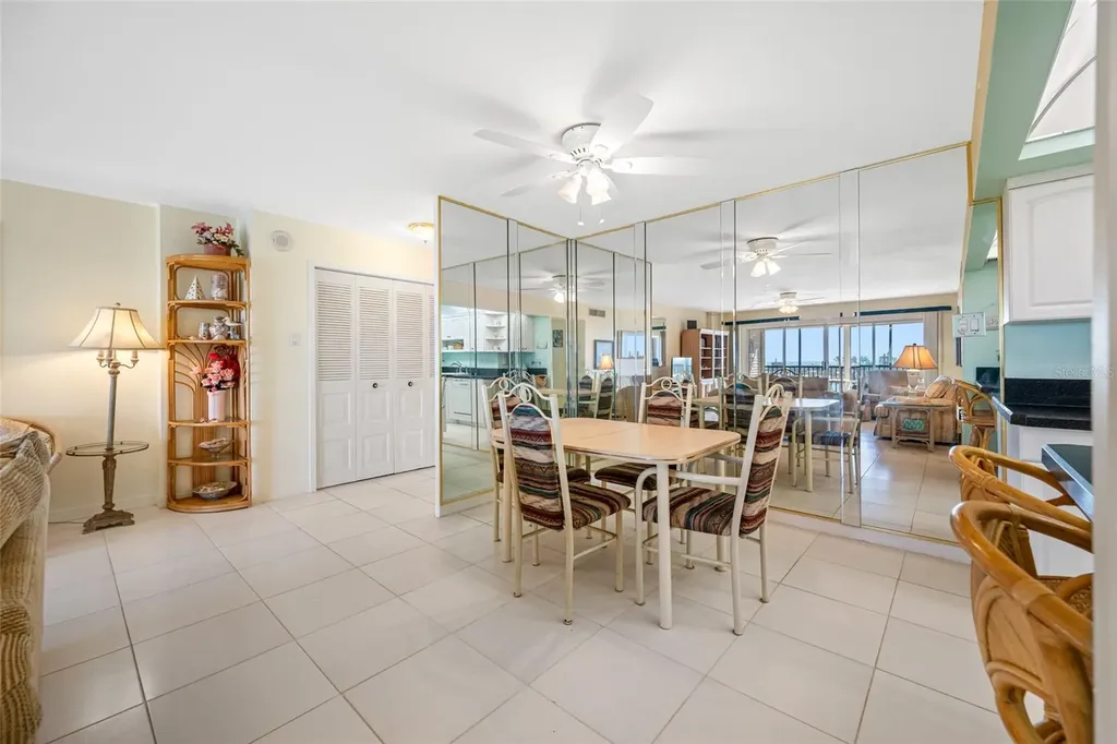 10355 Paradise Boulevard Treasure Island FL 33706