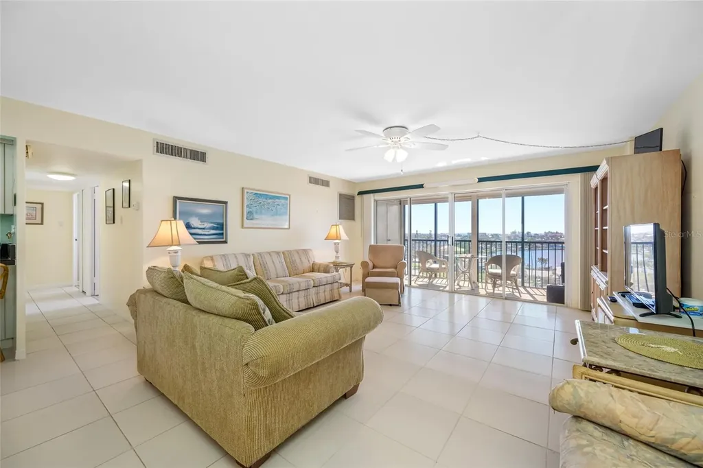 10355 Paradise Boulevard Treasure Island FL 33706