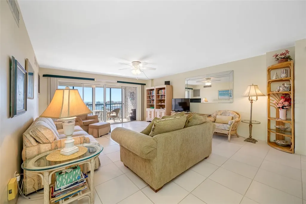 10355 Paradise Boulevard Treasure Island FL 33706