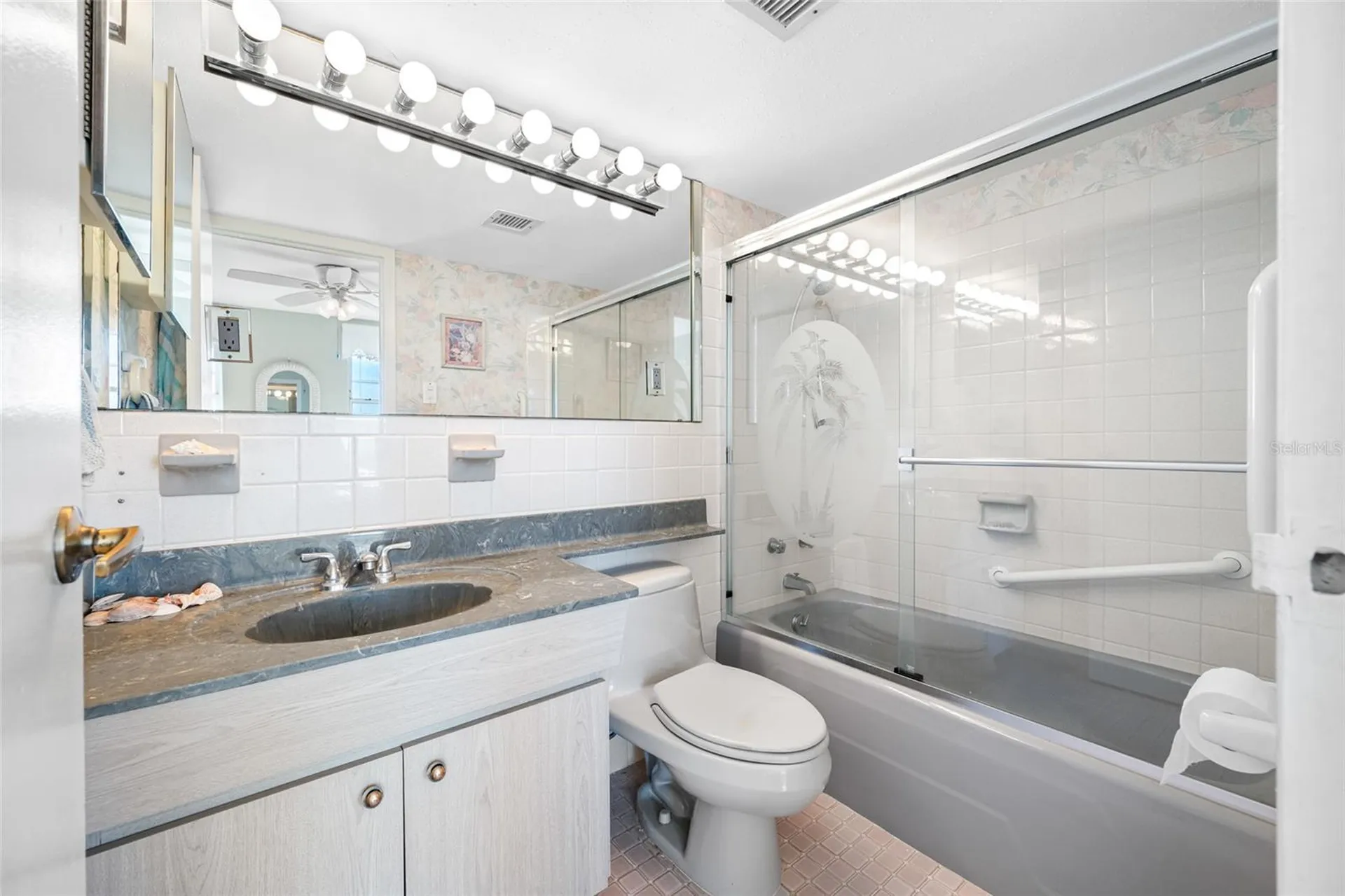 10355 Paradise Boulevard Treasure Island FL 33706