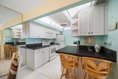 10355 Paradise Boulevard Treasure Island FL 33706