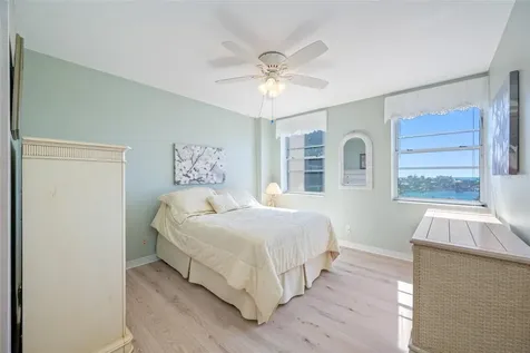 10355 Paradise Boulevard Treasure Island FL 33706