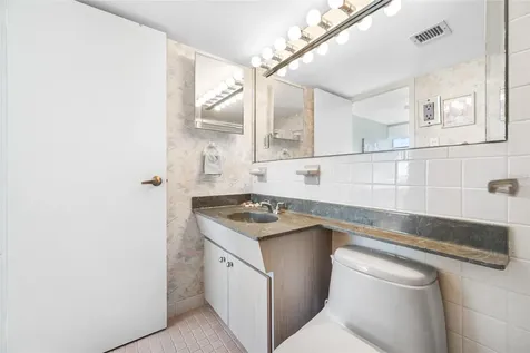 10355 Paradise Boulevard Treasure Island FL 33706