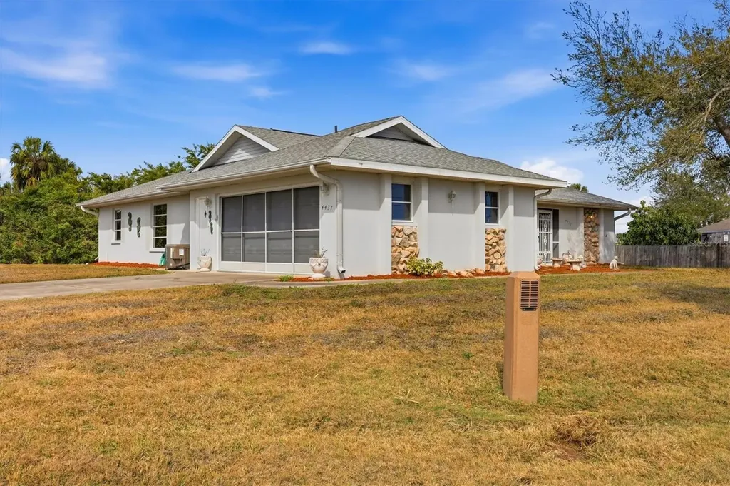 4437 Wynkoop Circle Port Charlotte FL 33948
