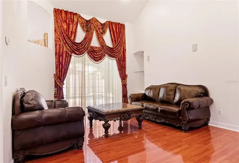 8022 Canyon Lake Circle Orlando FL 32835